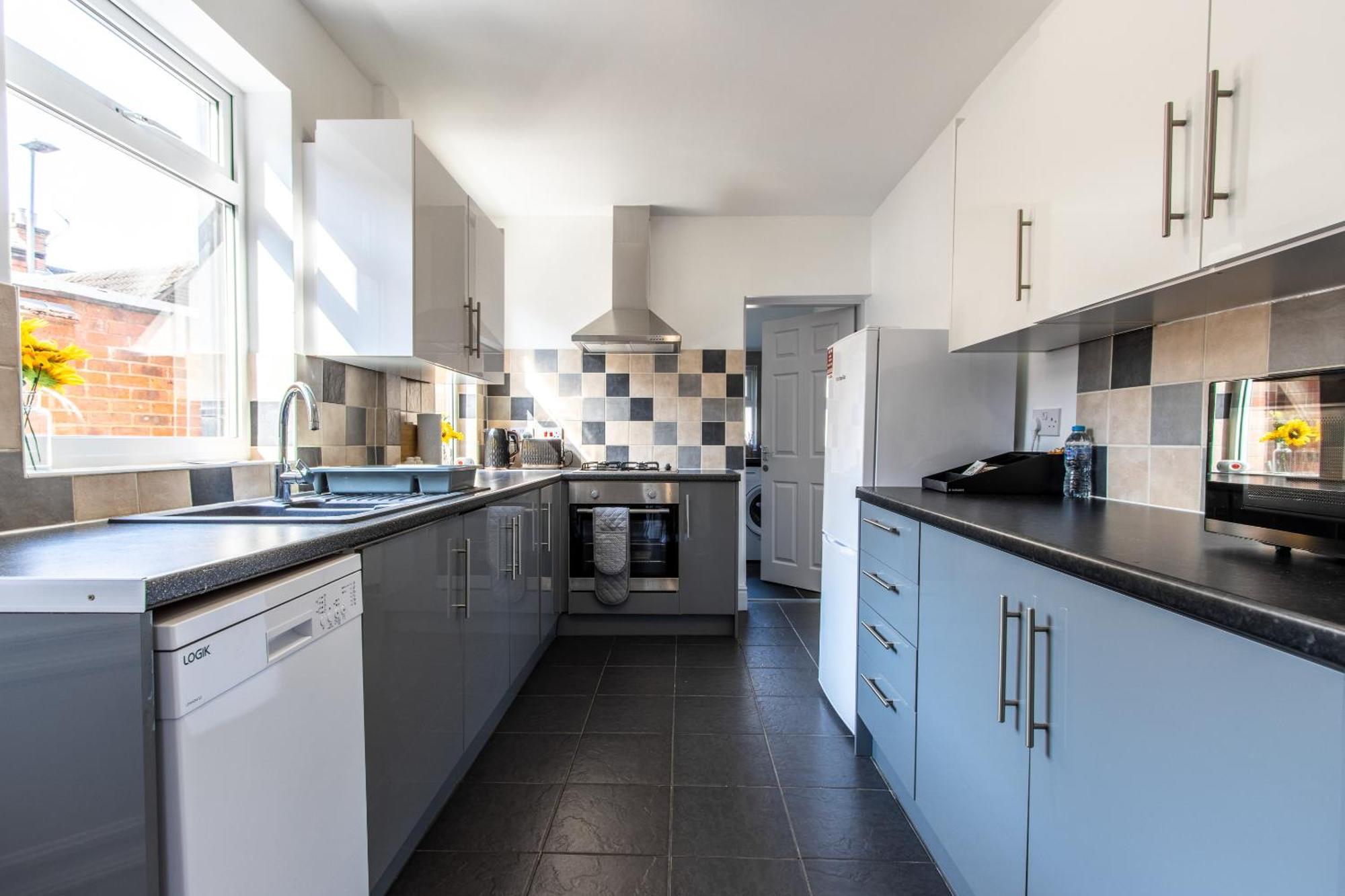 Warburton House, Newark - Walking Distance From North Gate Train Station & Market Place 빌라 외부 사진